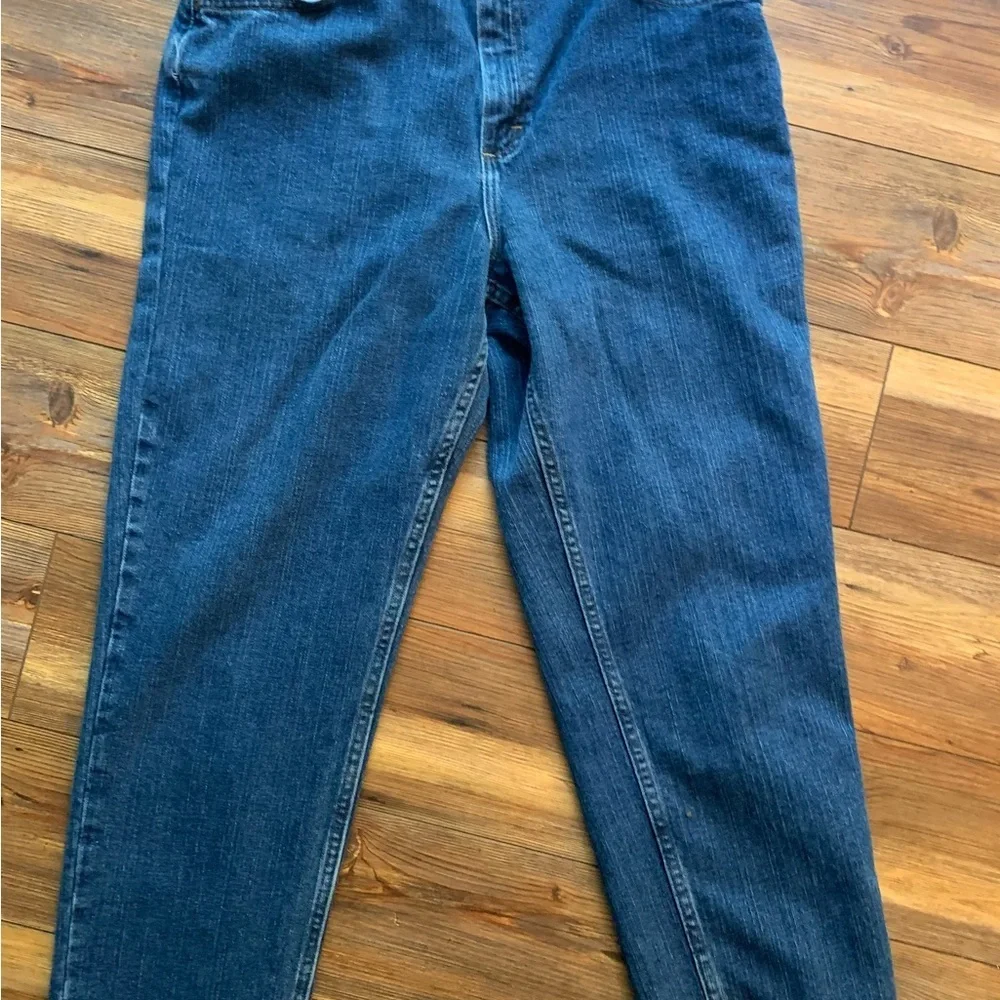 Riders Relaxed Jeans, Women’s Size 14 Petite, Blue Denim Relaxed Fit High Rise - Picture 3 of 13